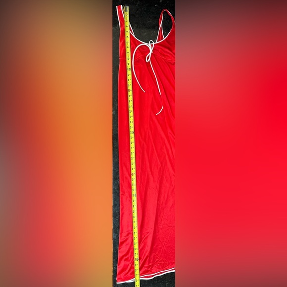 Vtg 70s Gossard Artemis Petite Floor Length Red Gown Adjust-a-bust valentines - Picture 10 of 13